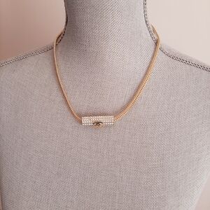 Elegant Gold Necklace